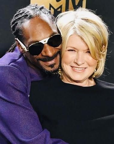 How Martha Stewart Became A Billionaire
